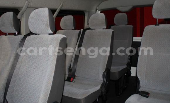 Nunua Ilio tumika Toyota Hiace White Gari ndani ya Big Bend nchini Lubombo Nunua Ilio tumika Toyota Hiace White Gari ndani ya Big Bend nchini Lubombo