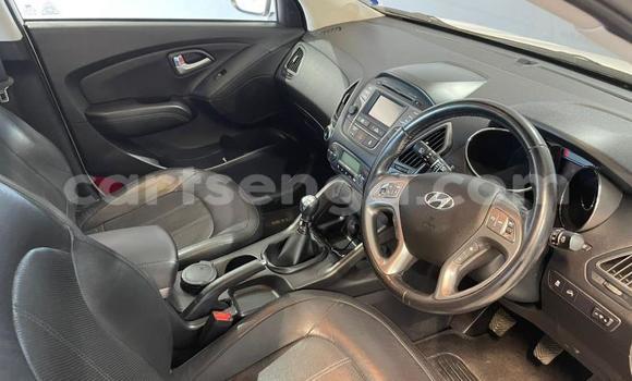 Nunua Ilio tumika Hyundai ix35 White Gari ndani ya Ezulwini nchini Hhohho Nunua Ilio tumika Hyundai ix35 White Gari ndani ya Ezulwini nchini Hhohho