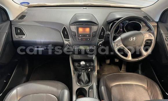 Nunua Ilio tumika Hyundai ix35 White Gari ndani ya Ezulwini nchini Hhohho Nunua Ilio tumika Hyundai ix35 White Gari ndani ya Ezulwini nchini Hhohho