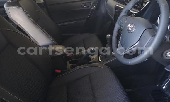 Nunua Ilio tumika Toyota Corolla White Gari ndani ya Manzini nchini Manzini Nunua Ilio tumika Toyota Corolla White Gari ndani ya Manzini nchini Manzini