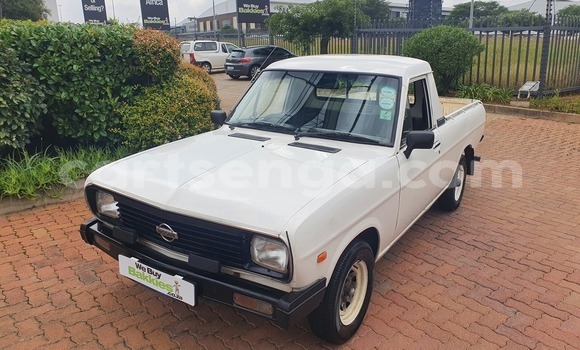 Nunua Ilio tumika Nissan Datsun White Gari ndani ya Big Bend nchini Wilaya ya Lubombo