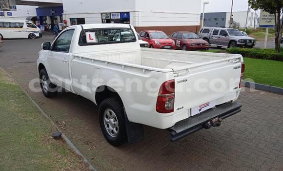 Buy Used Toyota Hilux White Car in Mbabane in Manzini Buy Used Toyota Hilux White Car in Mbabane in Manzini