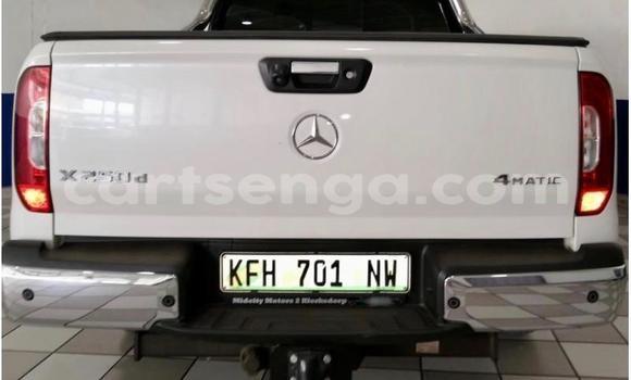 Buy Used Mercedes‒Benz X-klasse Concept White Car in Ezulwini in Hhohho Buy Used Mercedes‒Benz X-klasse Concept White Car in Ezulwini in Hhohho