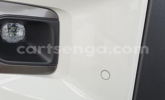 Nunua Ilio tumika Toyota Hilux White Gari ndani ya Lavumisa nchini Wilaya ya Shiselweni Nunua Ilio tumika Toyota Hilux White Gari ndani ya Lavumisa nchini Wilaya ya Shiselweni