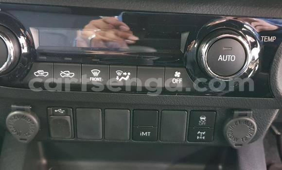 Nunua Ilio tumika Toyota Hilux White Gari ndani ya Lavumisa nchini Wilaya ya Shiselweni Nunua Ilio tumika Toyota Hilux White Gari ndani ya Lavumisa nchini Wilaya ya Shiselweni