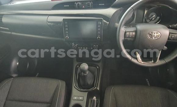 Nunua Ilio tumika Toyota Hilux White Gari ndani ya Lavumisa nchini Wilaya ya Shiselweni Nunua Ilio tumika Toyota Hilux White Gari ndani ya Lavumisa nchini Wilaya ya Shiselweni