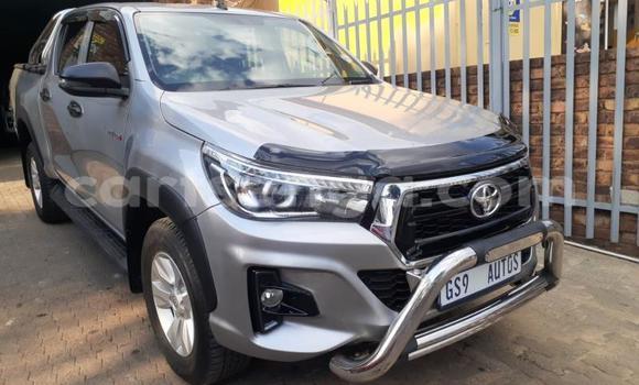 Buy Used Toyota Hilux Silver Car in Ezulwini in Hhohho