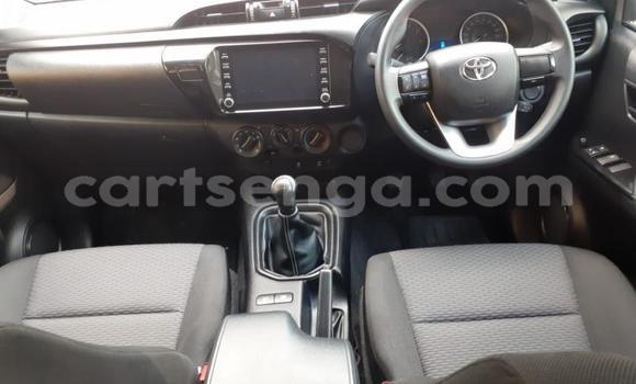 Nunua Ilio tumika Toyota Hilux Silver Gari ndani ya Ezulwini nchini Hhohho Nunua Ilio tumika Toyota Hilux Silver Gari ndani ya Ezulwini nchini Hhohho