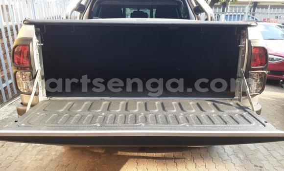 Nunua Ilio tumika Toyota Hilux Silver Gari ndani ya Ezulwini nchini Hhohho Nunua Ilio tumika Toyota Hilux Silver Gari ndani ya Ezulwini nchini Hhohho