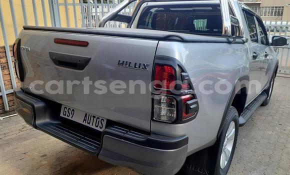 Nunua Ilio tumika Toyota Hilux Silver Gari ndani ya Ezulwini nchini Hhohho Nunua Ilio tumika Toyota Hilux Silver Gari ndani ya Ezulwini nchini Hhohho
