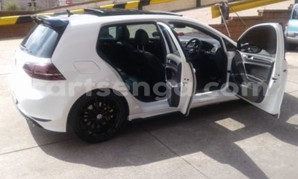 Buy Used Volkswagen Golf GTI White Car in Bhunya in Manzini Buy Used Volkswagen Golf GTI White Car in Bhunya in Manzini