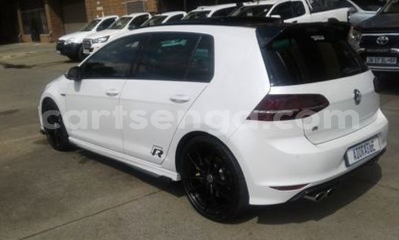 Buy Used Volkswagen Golf GTI White Car in Bhunya in Manzini Buy Used Volkswagen Golf GTI White Car in Bhunya in Manzini