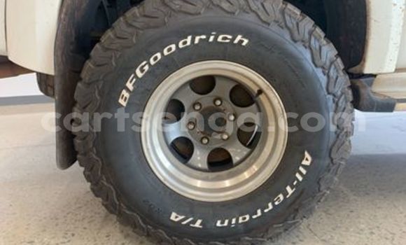 Acheter Occasion Voiture Toyota Hilux Blanc à Ezulwini, Hhohho Acheter Occasion Voiture Toyota Hilux Blanc à Ezulwini, Hhohho