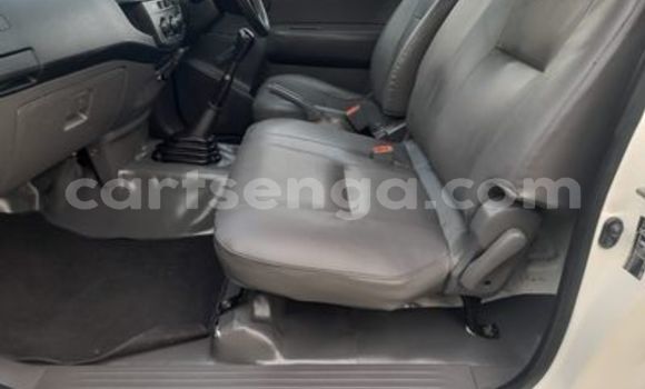 Acheter Occasion Voiture Toyota Hilux Blanc à Ezulwini, Hhohho Acheter Occasion Voiture Toyota Hilux Blanc à Ezulwini, Hhohho