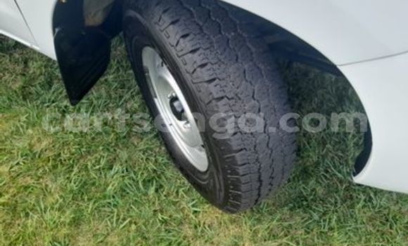 Acheter Occasion Voiture Toyota Hilux Blanc à Ezulwini, Hhohho Acheter Occasion Voiture Toyota Hilux Blanc à Ezulwini, Hhohho