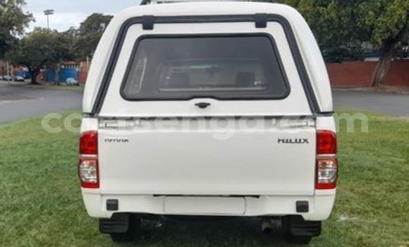 Acheter Occasion Voiture Toyota Hilux Blanc à Ezulwini, Hhohho Acheter Occasion Voiture Toyota Hilux Blanc à Ezulwini, Hhohho
