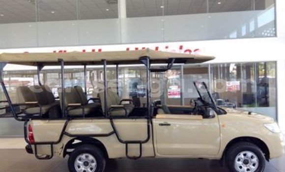 Acheter Occasion Voiture Toyota Hilux Marron à Ezulwini, Hhohho Acheter Occasion Voiture Toyota Hilux Marron à Ezulwini, Hhohho