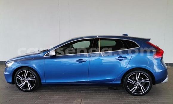 Buy Used Volvo V40 Blue Car in Mbabane in Manzini Buy Used Volvo V40 Blue Car in Mbabane in Manzini