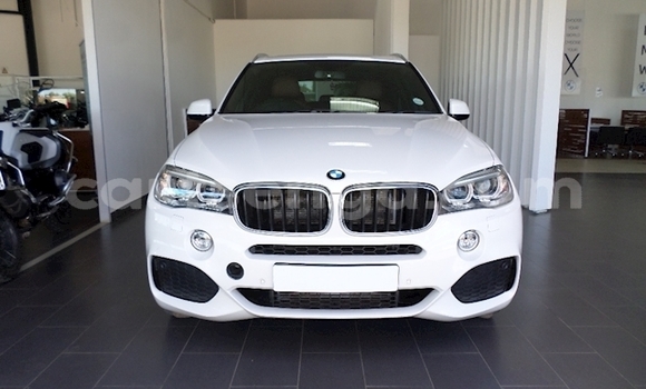 Acheter Occasion Voiture BMW X5 Blanc à Ezulwini, Hhohho Acheter Occasion Voiture BMW X5 Blanc à Ezulwini, Hhohho