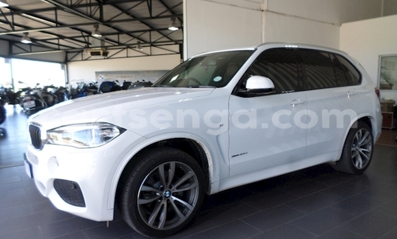 Acheter Occasion Voiture BMW X5 Blanc à Ezulwini, Hhohho Acheter Occasion Voiture BMW X5 Blanc à Ezulwini, Hhohho