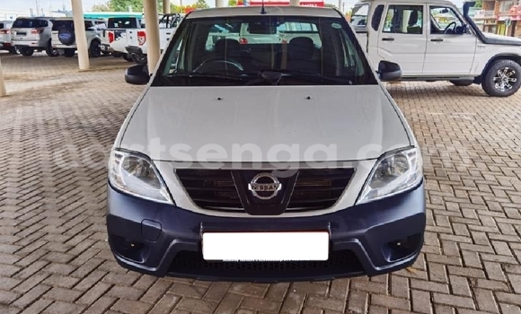 Nunua Ilio tumika Nissan Pickup White Gari ndani ya Big Bend nchini Lubombo