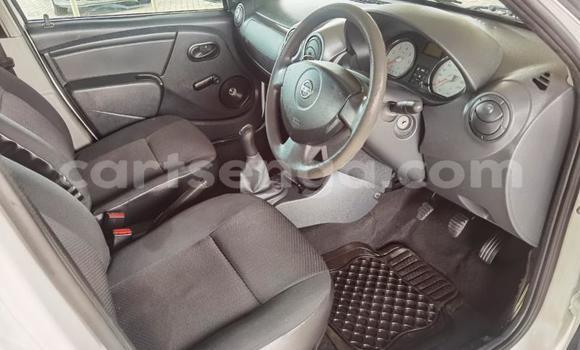 Nunua Ilio tumika Nissan Pickup White Gari ndani ya Big Bend nchini Lubombo Nunua Ilio tumika Nissan Pickup White Gari ndani ya Big Bend nchini Lubombo