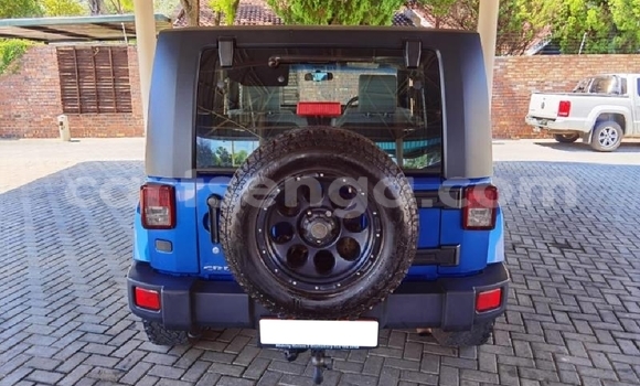 Nunua Ilio tumika Jeep Wrangler Blue Gari ndani ya Big Bend nchini Lubombo Nunua Ilio tumika Jeep Wrangler Blue Gari ndani ya Big Bend nchini Lubombo