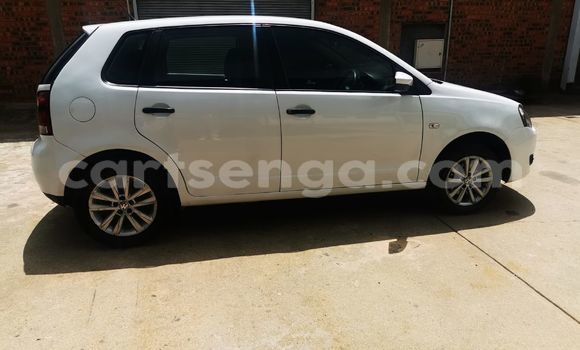 Acheter Occasion Voiture Volkswagen Polo Blanc à Bulembu, Hhohho Acheter Occasion Voiture Volkswagen Polo Blanc à Bulembu, Hhohho