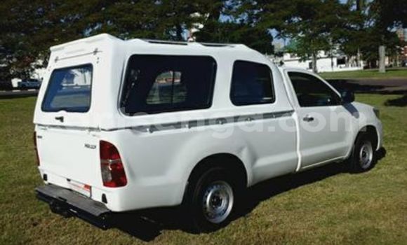Acheter Occasion Voiture Toyota Hilux Blanc à Ezulwini, Hhohho Acheter Occasion Voiture Toyota Hilux Blanc à Ezulwini, Hhohho