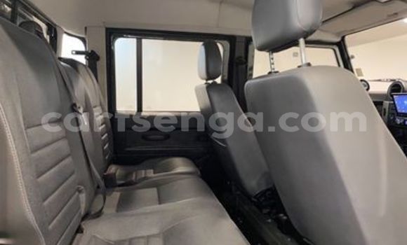 Acheter Occasion Voiture Land Rover Defender Vert à Ezulwini, Hhohho Acheter Occasion Voiture Land Rover Defender Vert à Ezulwini, Hhohho