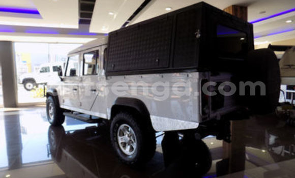 Acheter Occasion Voiture Land Rover Defender Blanc à Ezulwini, Hhohho Acheter Occasion Voiture Land Rover Defender Blanc à Ezulwini, Hhohho