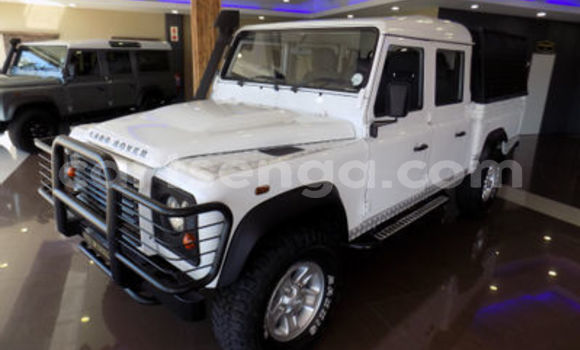 Acheter Occasion Voiture Land Rover Defender Blanc à Ezulwini, Hhohho Acheter Occasion Voiture Land Rover Defender Blanc à Ezulwini, Hhohho