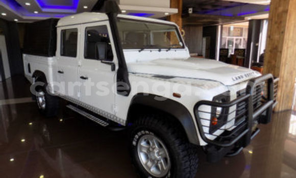 Acheter Occasion Voiture Land Rover Defender Blanc à Ezulwini, Hhohho Acheter Occasion Voiture Land Rover Defender Blanc à Ezulwini, Hhohho