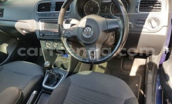 Nunua Ilio tumika Volkswagen Polo Blue Gari ndani ya Ezulwini nchini Hhohho Nunua Ilio tumika Volkswagen Polo Blue Gari ndani ya Ezulwini nchini Hhohho