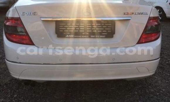Buy Used Mercedes‒Benz A–Class White Car in Ezulwini in Hhohho Buy Used Mercedes‒Benz A–Class White Car in Ezulwini in Hhohho