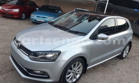 Nunua Ilio tumika Volkswagen Polo Silver Gari ndani ya Ezulwini nchini Hhohho