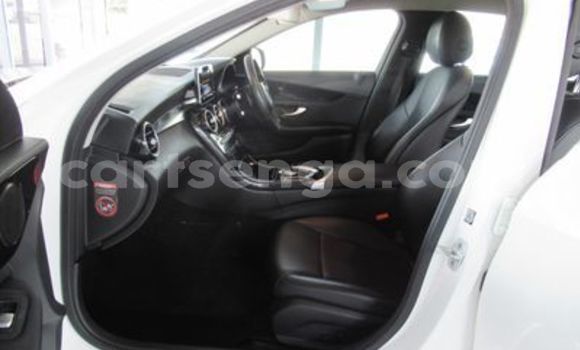 Acheter Occasion Voiture Mercedes-Benz C-Classe Blanc à Ezulwini, Hhohho Acheter Occasion Voiture Mercedes-Benz C-Classe Blanc à Ezulwini, Hhohho