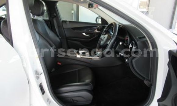 Acheter Occasion Voiture Mercedes-Benz C-Classe Blanc à Ezulwini, Hhohho Acheter Occasion Voiture Mercedes-Benz C-Classe Blanc à Ezulwini, Hhohho