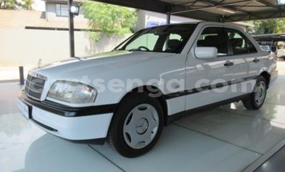 Acheter Occasion Voiture Mercedes‒Benz A–Class Blanc à Ezulwini, Hhohho Acheter Occasion Voiture Mercedes‒Benz A–Class Blanc à Ezulwini, Hhohho
