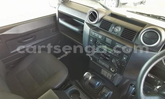 Nunua Ilio tumika Land Rover Defender White Gari ndani ya Big Bend nchini Lubombo Nunua Ilio tumika Land Rover Defender White Gari ndani ya Big Bend nchini Lubombo