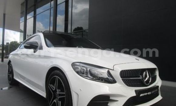 Nunua Ilio tumika Mercedes‒Benz C–Class White Gari ndani ya Ezulwini nchini Hhohho Nunua Ilio tumika Mercedes‒Benz C–Class White Gari ndani ya Ezulwini nchini Hhohho