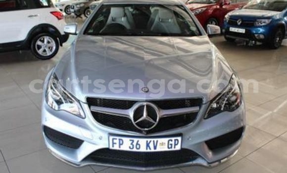 Nunua Ilio tumika Mercedes‒Benz C–Class Silver Gari ndani ya Ezulwini nchini Hhohho Nunua Ilio tumika Mercedes‒Benz C–Class Silver Gari ndani ya Ezulwini nchini Hhohho