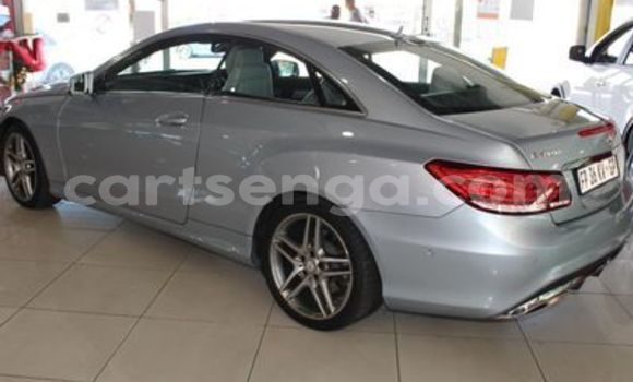 Nunua Ilio tumika Mercedes‒Benz C–Class Silver Gari ndani ya Ezulwini nchini Hhohho Nunua Ilio tumika Mercedes‒Benz C–Class Silver Gari ndani ya Ezulwini nchini Hhohho