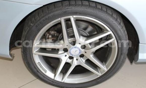 Nunua Ilio tumika Mercedes‒Benz C–Class Silver Gari ndani ya Ezulwini nchini Hhohho Nunua Ilio tumika Mercedes‒Benz C–Class Silver Gari ndani ya Ezulwini nchini Hhohho