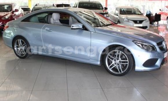 Nunua Ilio tumika Mercedes‒Benz C–Class Silver Gari ndani ya Ezulwini nchini Hhohho Nunua Ilio tumika Mercedes‒Benz C–Class Silver Gari ndani ya Ezulwini nchini Hhohho