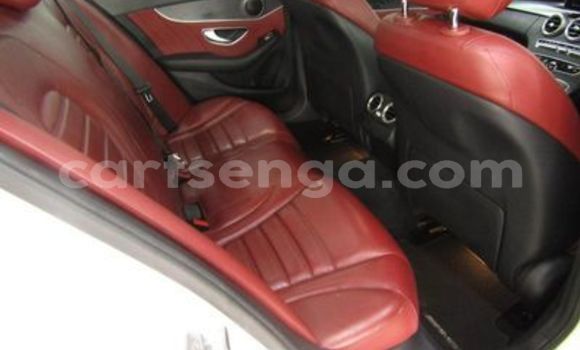 Acheter Occasion Voiture Mercedes-Benz C-Classe Blanc à Ezulwini, Hhohho Acheter Occasion Voiture Mercedes-Benz C-Classe Blanc à Ezulwini, Hhohho