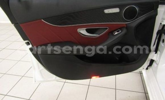 Acheter Occasion Voiture Mercedes-Benz C-Classe Blanc à Ezulwini, Hhohho Acheter Occasion Voiture Mercedes-Benz C-Classe Blanc à Ezulwini, Hhohho