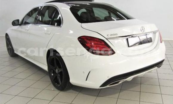Acheter Occasion Voiture Mercedes-Benz C-Classe Blanc à Ezulwini, Hhohho Acheter Occasion Voiture Mercedes-Benz C-Classe Blanc à Ezulwini, Hhohho