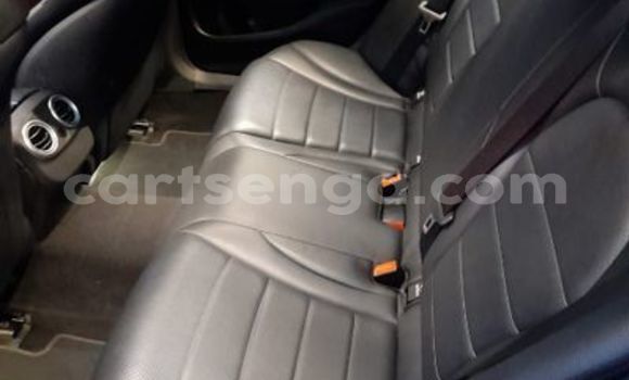 Acheter Occasion Voiture Mercedes-Benz C-Classe Rouge à Ezulwini, Hhohho Acheter Occasion Voiture Mercedes-Benz C-Classe Rouge à Ezulwini, Hhohho