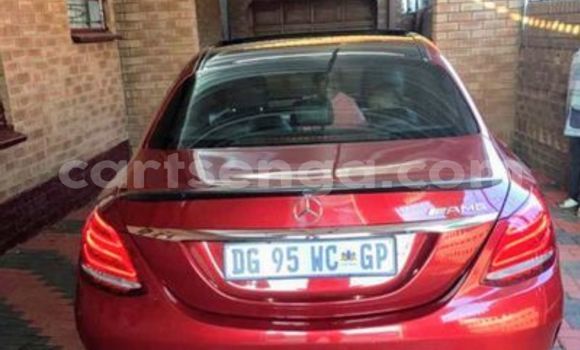 Acheter Occasion Voiture Mercedes-Benz C-Classe Rouge à Ezulwini, Hhohho Acheter Occasion Voiture Mercedes-Benz C-Classe Rouge à Ezulwini, Hhohho